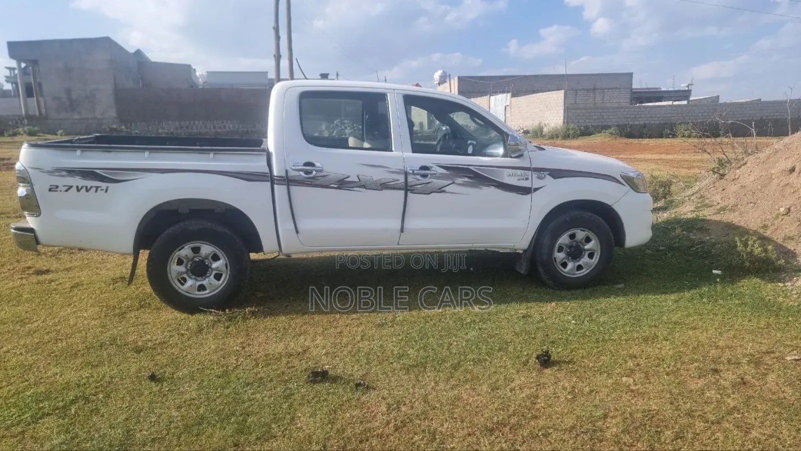 Toyota Hilux 2012 Ivory