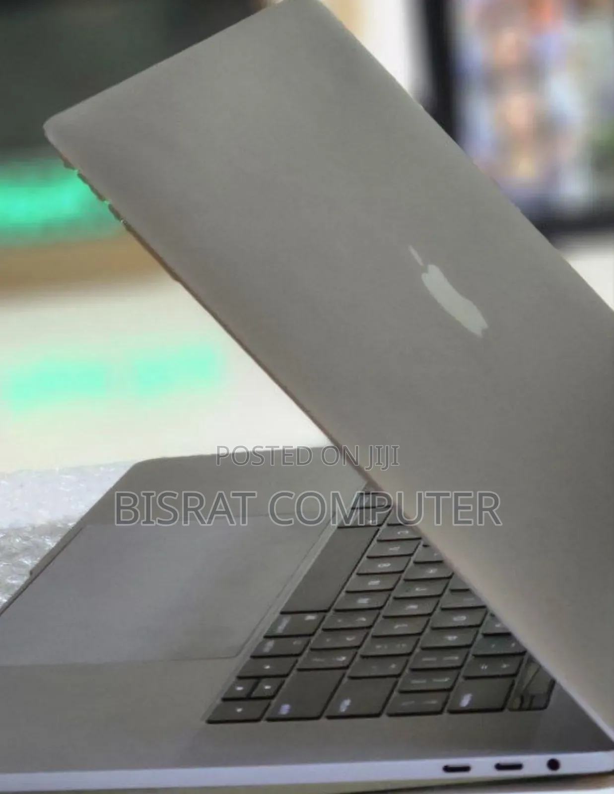 New Laptop Apple MacBook Pro 2017 16GB Intel Core I7 SSD 512GB