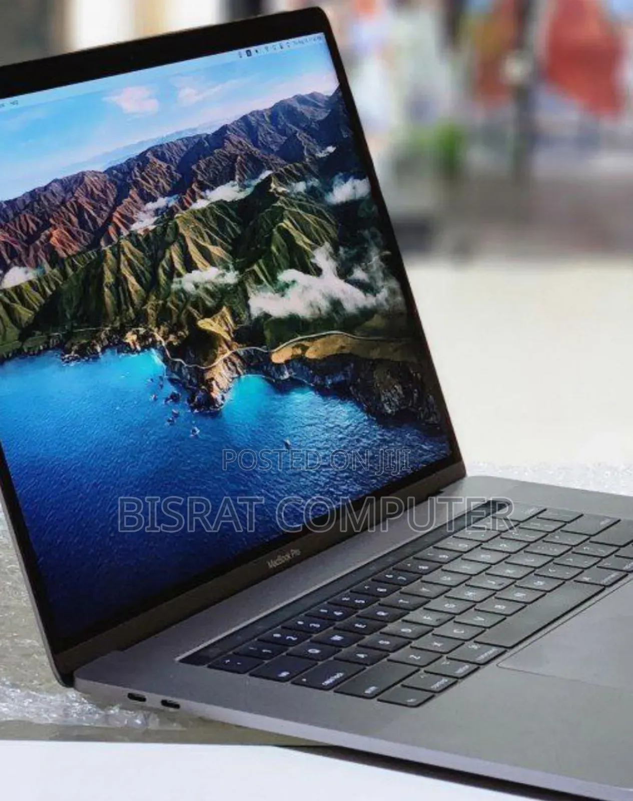 New Laptop Apple MacBook Pro 2017 16GB Intel Core I7 SSD 512GB