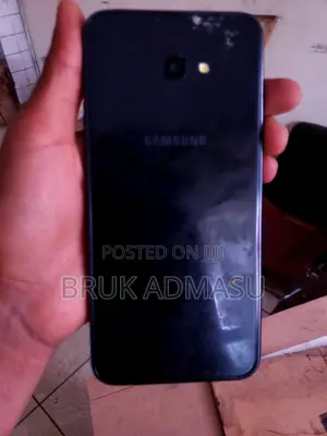 Photo - Samsung Galaxy J4 Plus 32 GB Blue