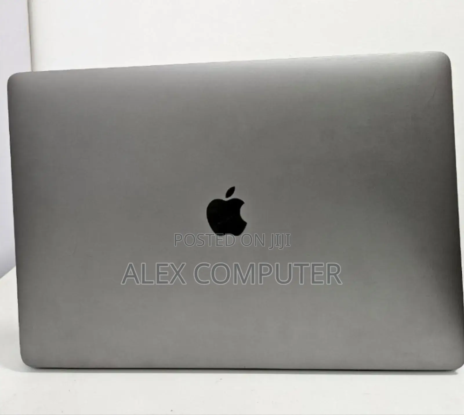 New Laptop Apple MacBook Pro 2017 16GB Intel Core I7 SSD 512GB