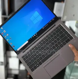 New Laptop HP ZBook Firefly 14 G7 16GB Intel Core I5 SSD 512GB