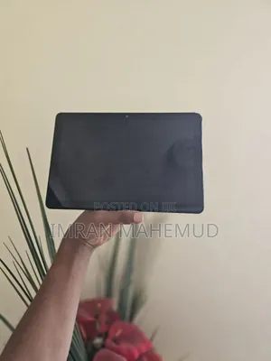 Photo - Amazon Fire HD 10 (2019) 32 GB Black