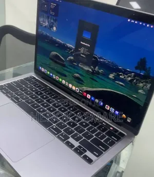 New Laptop Apple MacBook Pro M1 16GB Apple M1 SSD 256GB