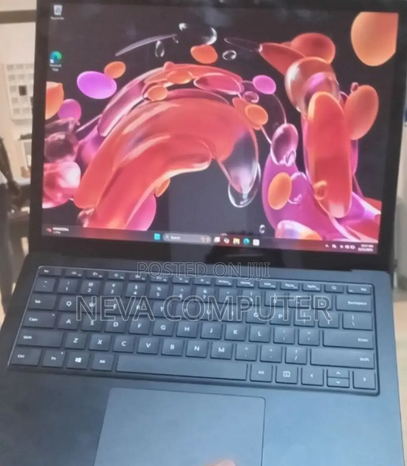 New Laptop Microsoft Surface 16GB Intel Core i7 SSD 512GB