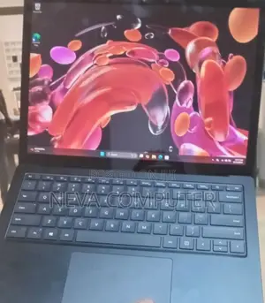 New Laptop Microsoft Surface 16GB Intel Core i7 SSD 512GB