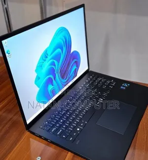 Photo - New Laptop LG Gram 15.6 16GB Intel Core I7 SSD 1T