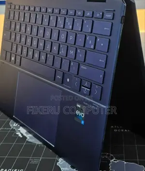 New Laptop HP Spectra 13 16GB Intel Core I7 SSD 1T