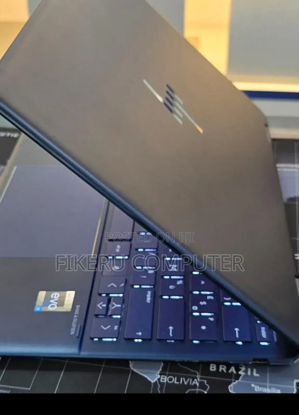 New Laptop HP Spectra 13 16GB Intel Core I7 SSD 1T