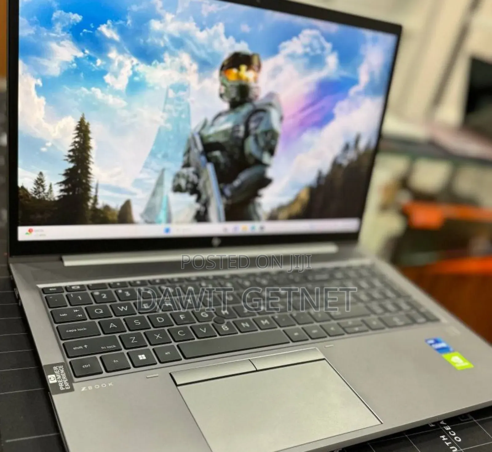 New Laptop HP ZBook Studio G8 16GB Intel Core I7 SSD 512GB