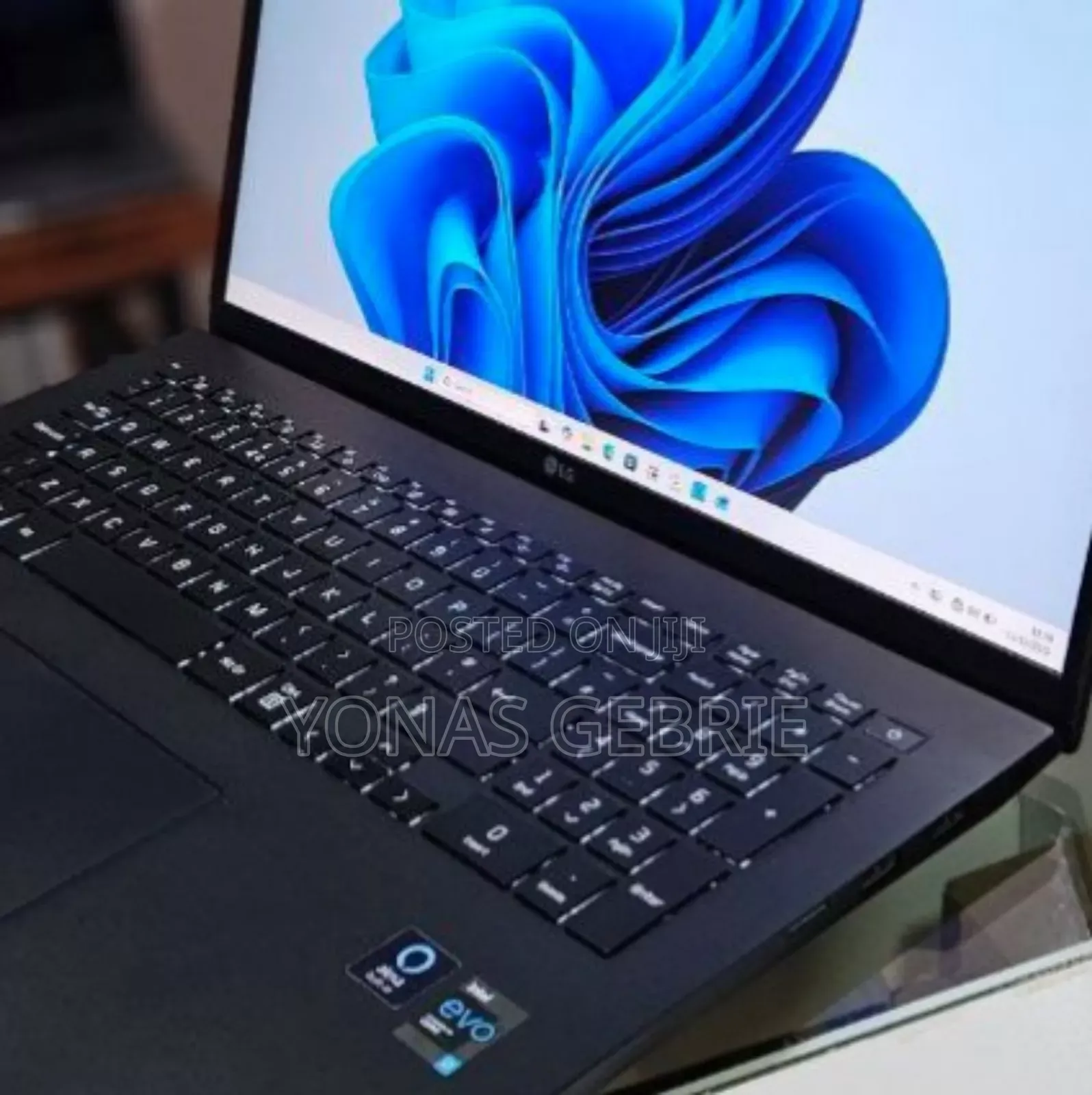 New Laptop LG Gram 15.6 16GB Intel Core I7 SSD 1T