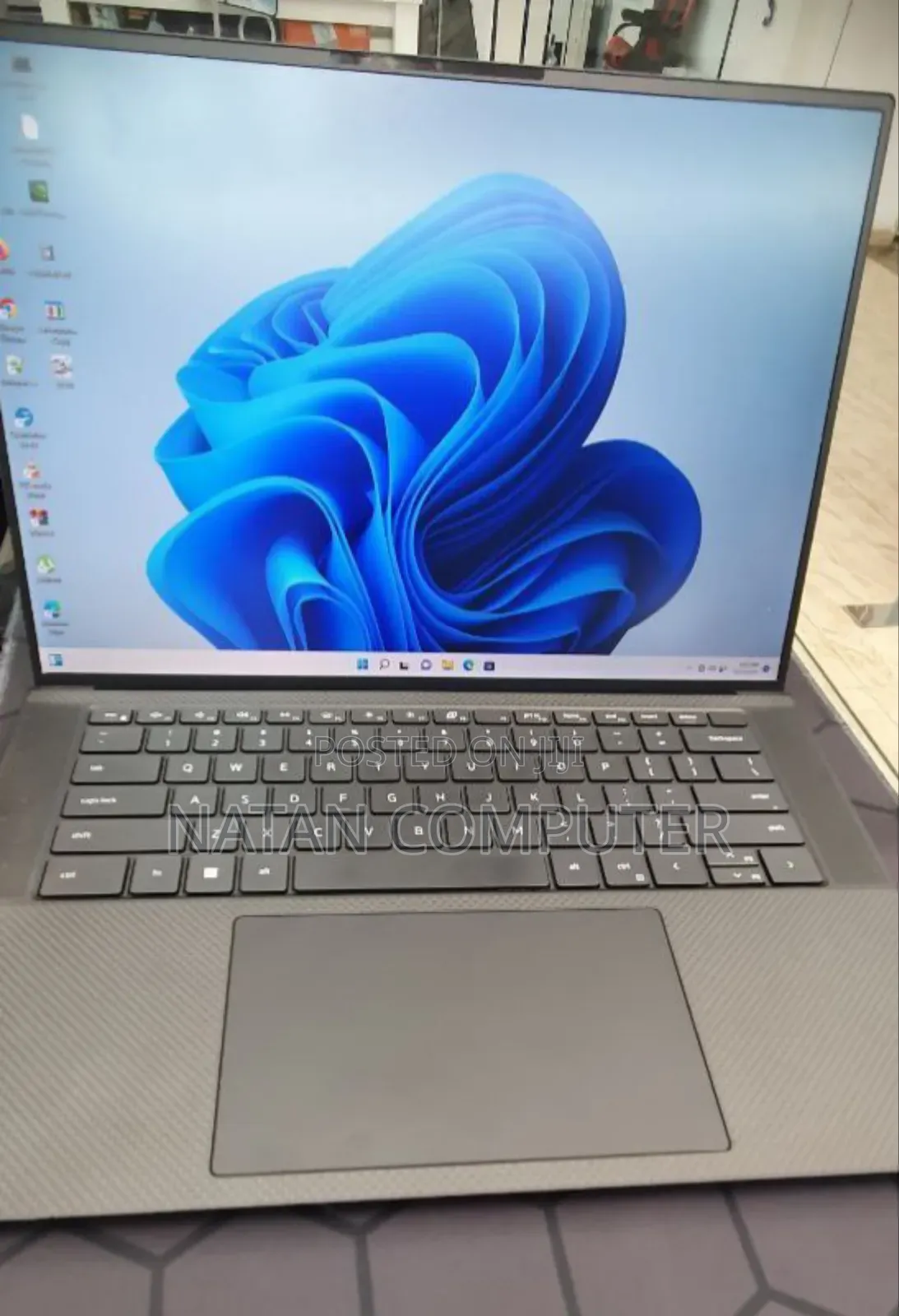 New Laptop Dell Precision 5570 16GB Intel Core I7 SSD 512GB