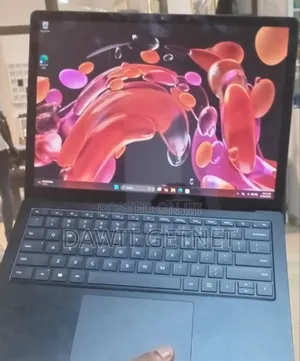 New Laptop Microsoft Surface 16GB Intel Core I7 SSD 512GB