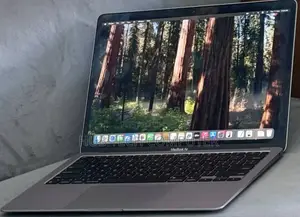 New Laptop Apple MacBook Pro M1 16GB Apple M1 SSD 512GB