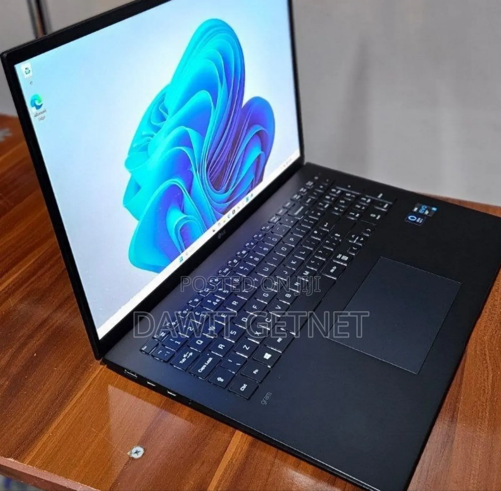 New Laptop LG Gram 13.3 16GB Intel Core I7 SSD 512GB