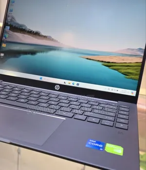 Photo - New Laptop HP Pavilion 17 16GB Intel Core I5 SSD 512GB