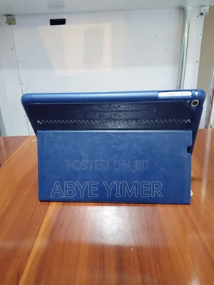 Photo - New Apple iPad 10.2 (2021) 128 GB