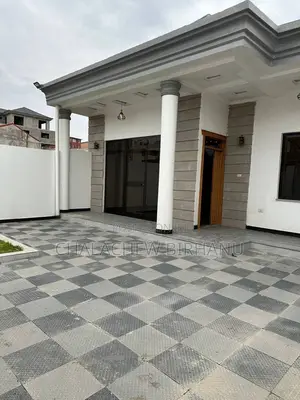Furnished 3bdrm Villa in Bole for sale
