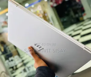 New Laptop HP EliteBook 840 G9 16GB Intel Core I5 SSD 512GB