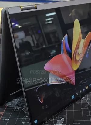 New Laptop Lenovo Yoga 7i 16GB Intel Core I7 SSD 512GB