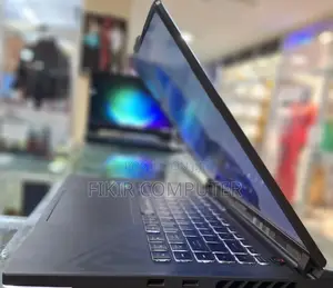 New Laptop Asus ROG Strix G15 16GB Intel Core I7 SSD 1T