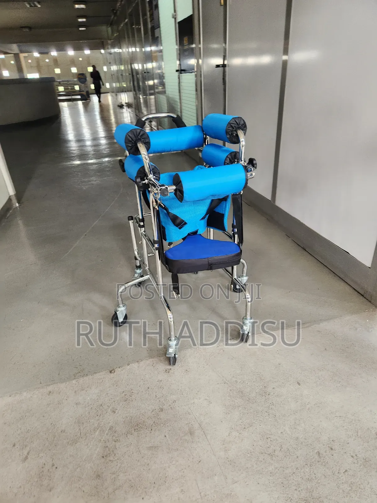 Walker Foldable Brand New Four Wheels Walker朱槿baby Steps Walker蝨不walk