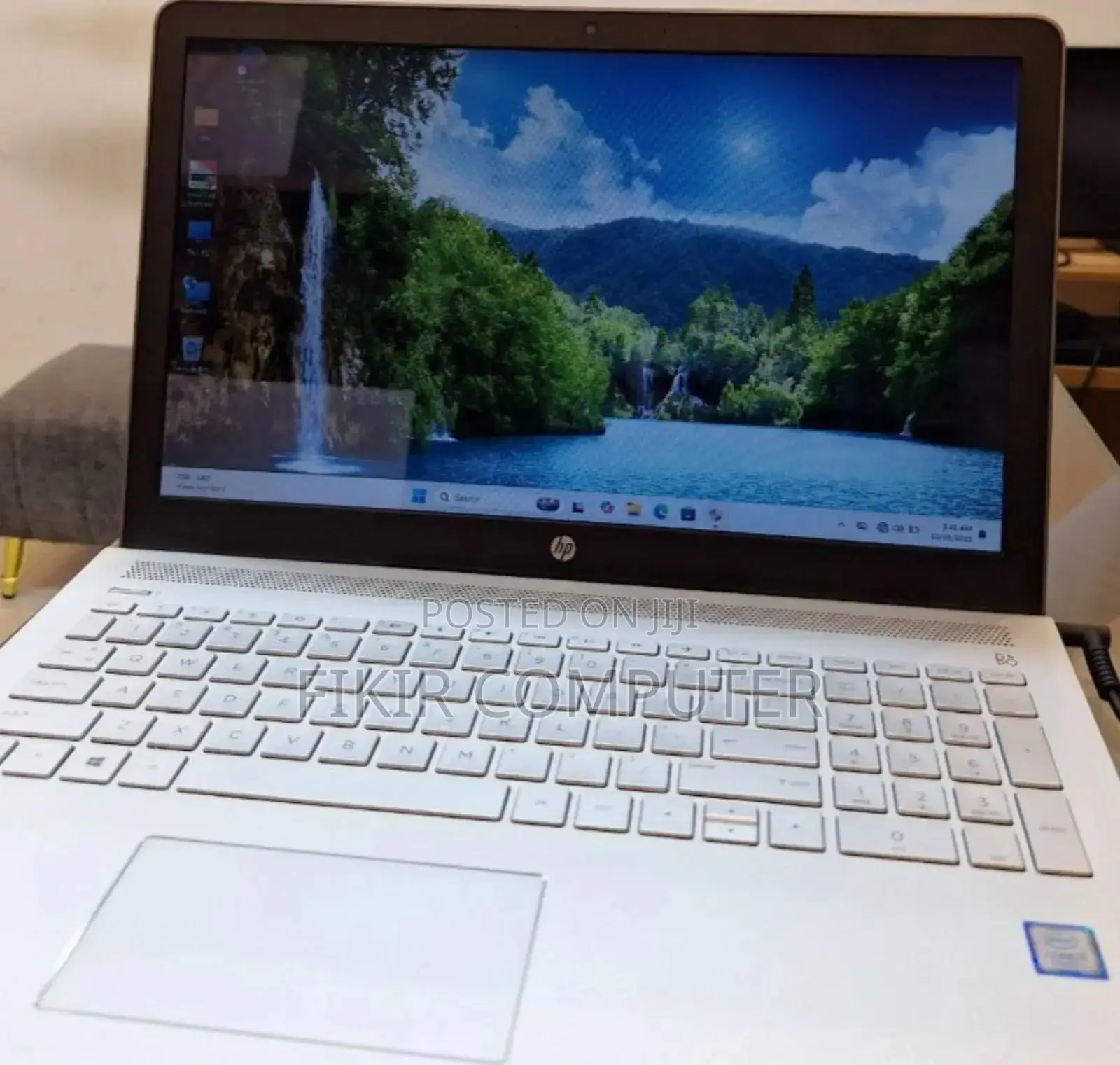 New Laptop HP Pavilion 15 8GB Intel Core I7 HDD 1T