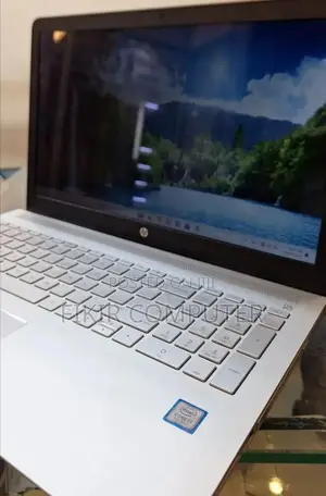 New Laptop HP Pavilion 15 8GB Intel Core I7 HDD 1T