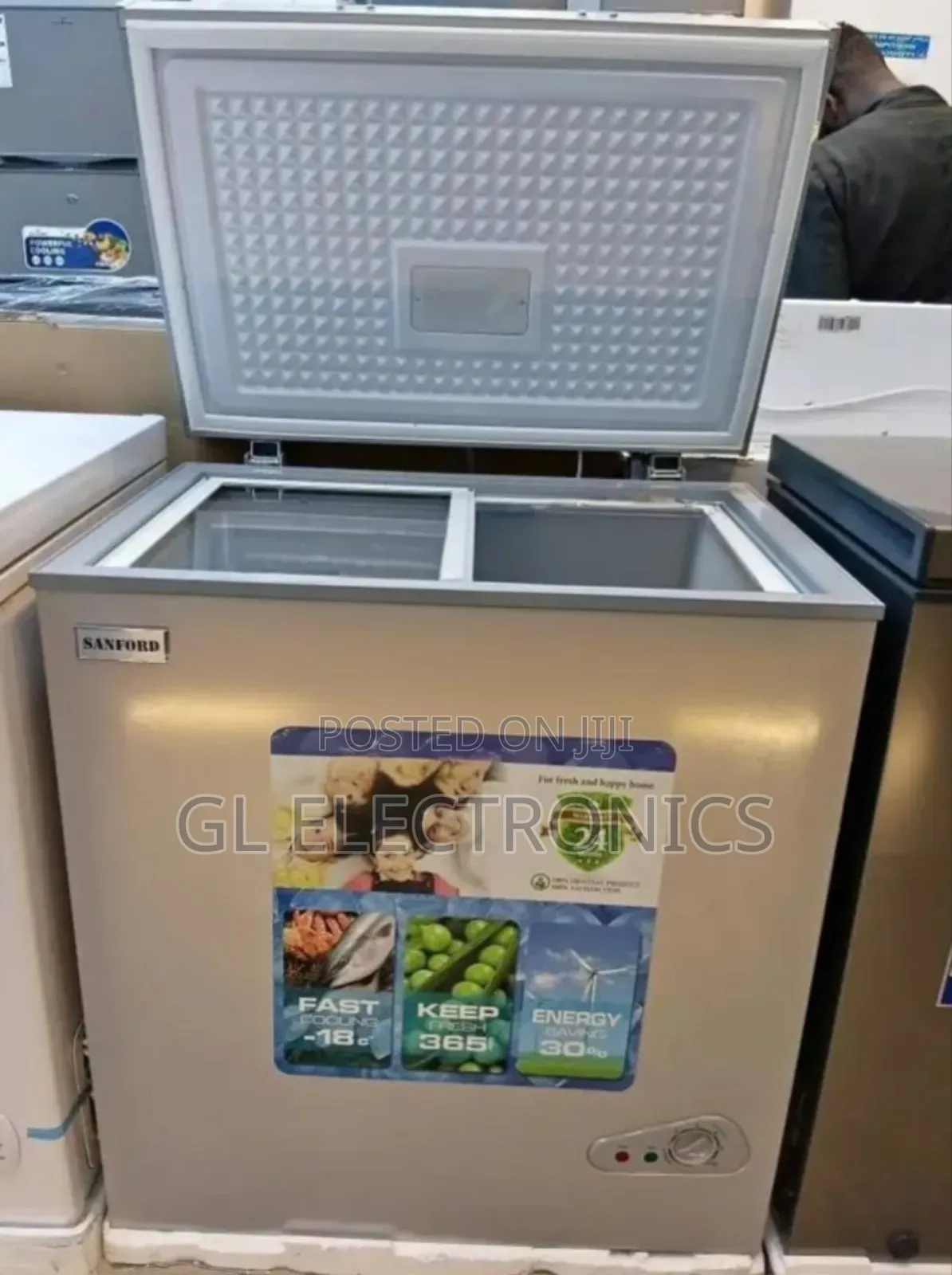 Sanford Deep Frezer 250l