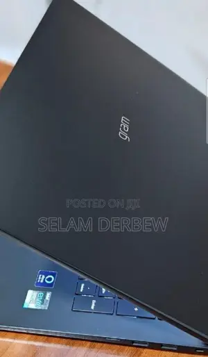 New Laptop LG Gram 15.6 16GB Intel Core I7 SSD 1T