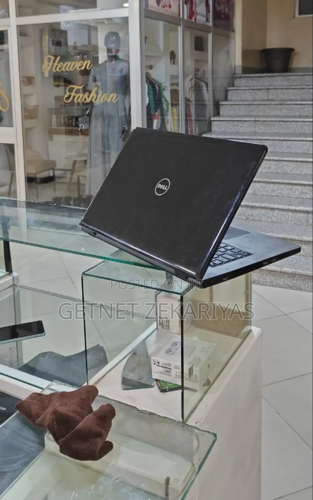 New Laptop Dell Inspiron 15 6GB AMD A6 HDD 1T