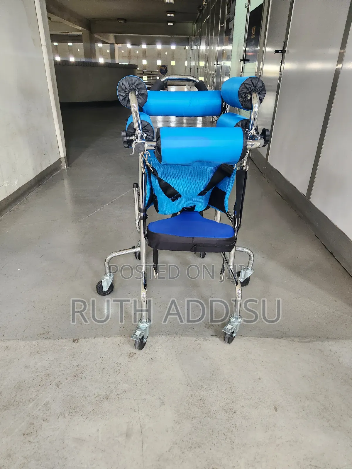Walker Four Mini Wheels Medical Walker輕易with Lateral Support Walker