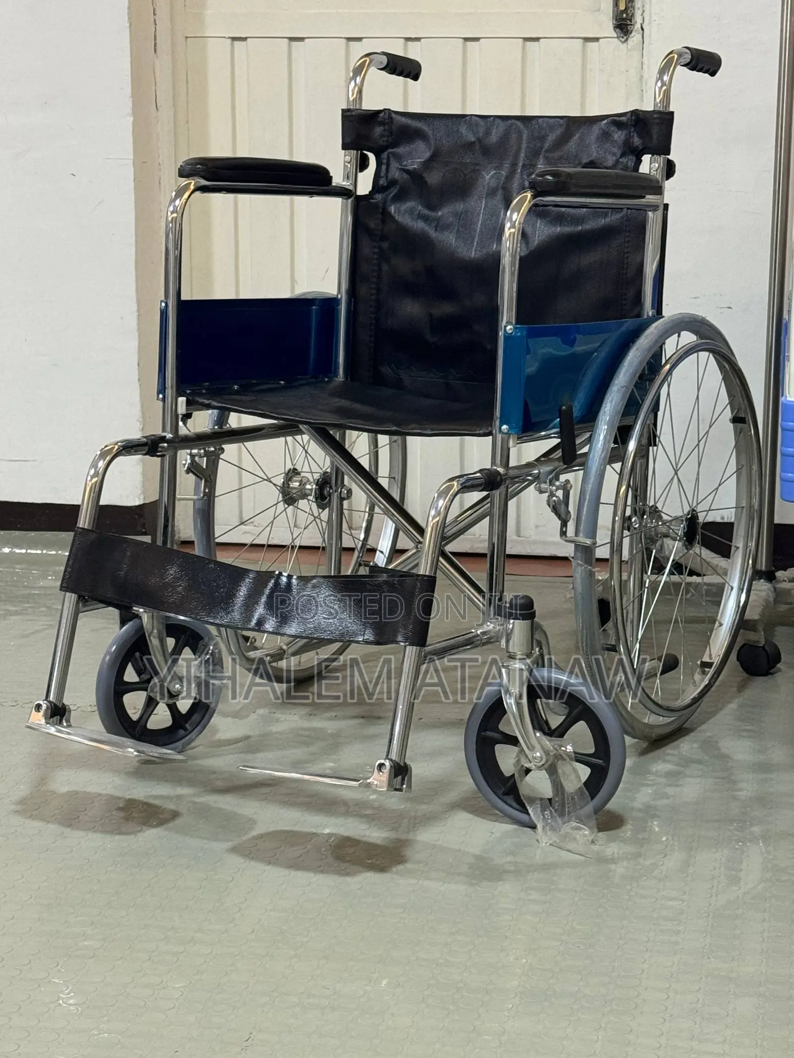 Strong Steel Wheelchair for Daily Use – Easy to Move Store