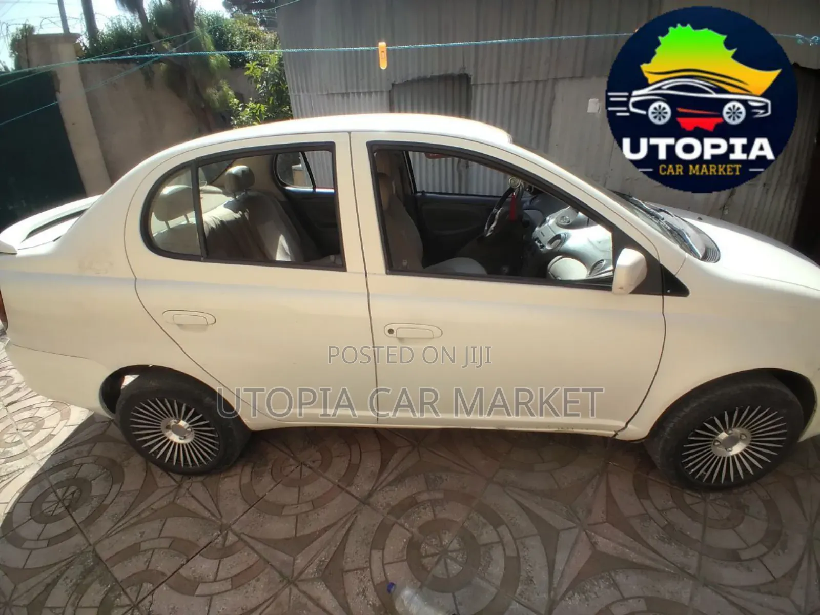 Toyota Platz 2003 White