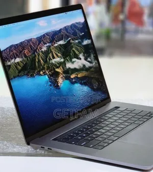 New Laptop Apple MacBook Pro 2017 16GB Intel Core I7 SSD 512GB