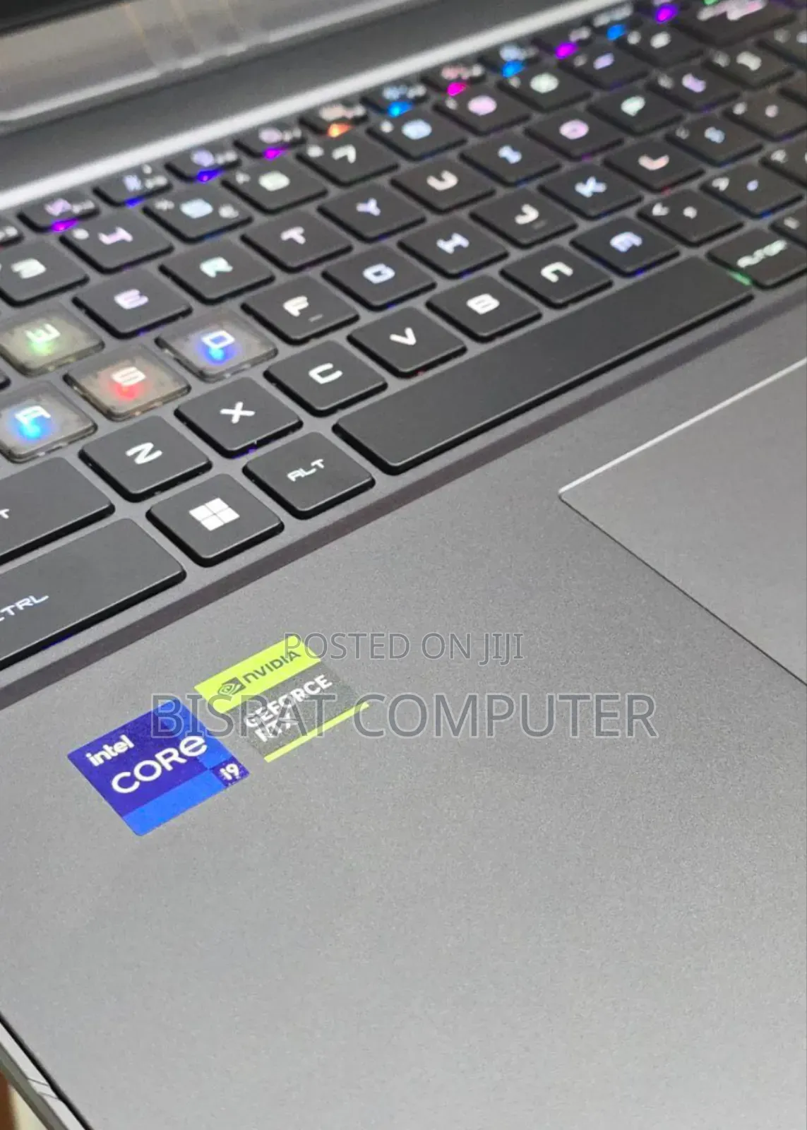 New Laptop MSI Vector 16 HX AI A2XWIG 16GB Intel Core I9 SSD 1T