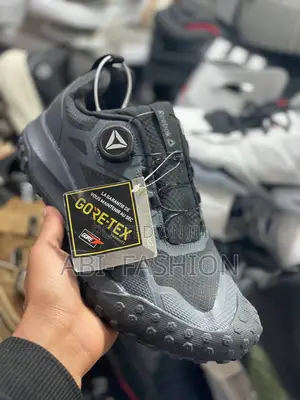 Rebook Hiking Mens Original