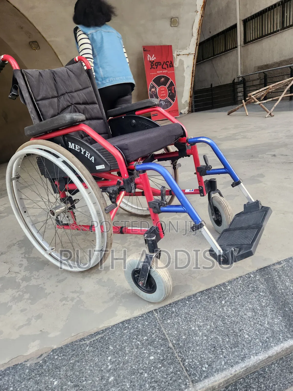 Foldable Cusion Seat Wheelchair協助wheelchair專門wheelchair乏人wheelchair