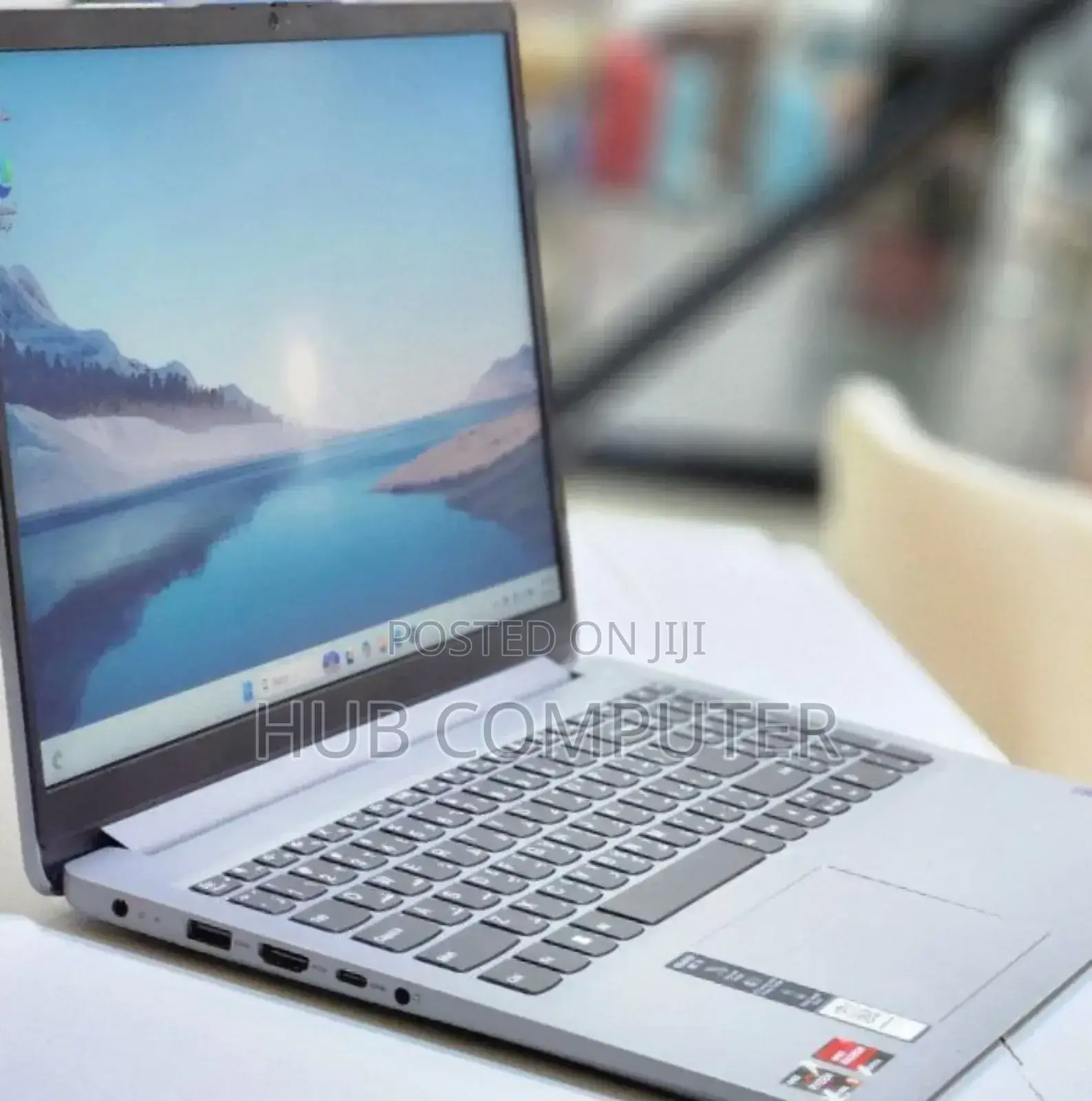 New Laptop Lenovo Ideapad 3 8GB AMD Ryzen 5 SSD 512GB