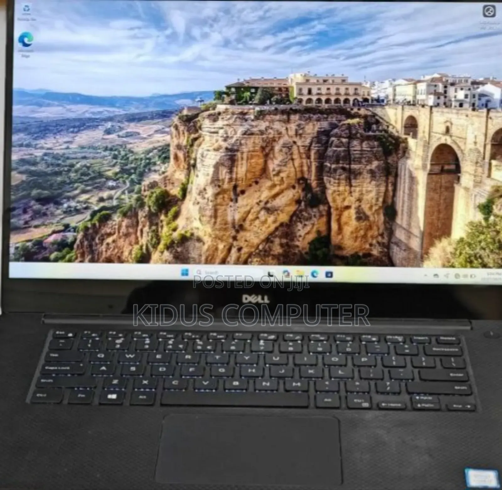 New Laptop Dell XPS 15 16GB Intel Core I7 SSD 256GB