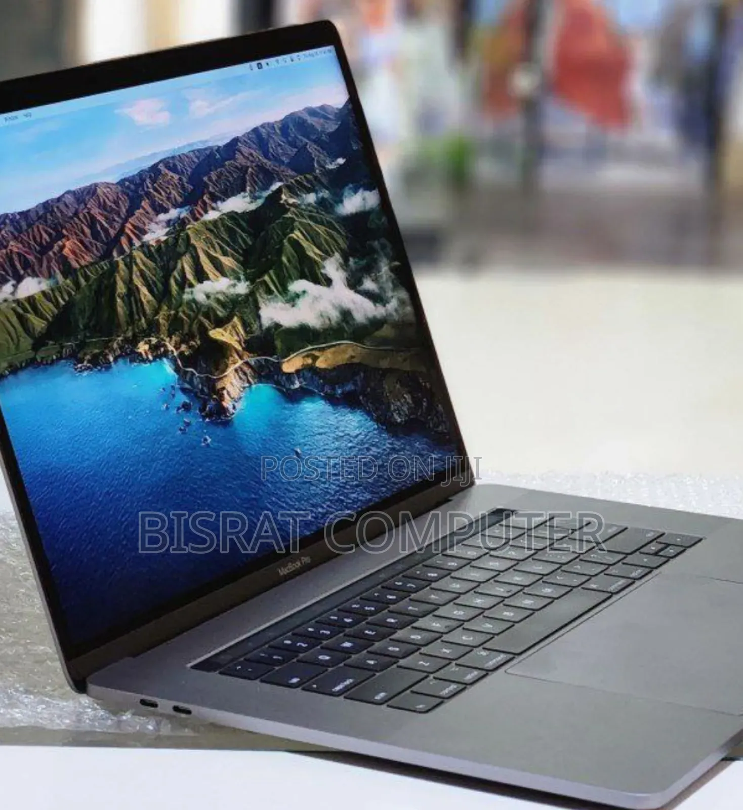 New Laptop Apple MacBook Pro 2017 16GB Intel Core I7 SSD 512GB