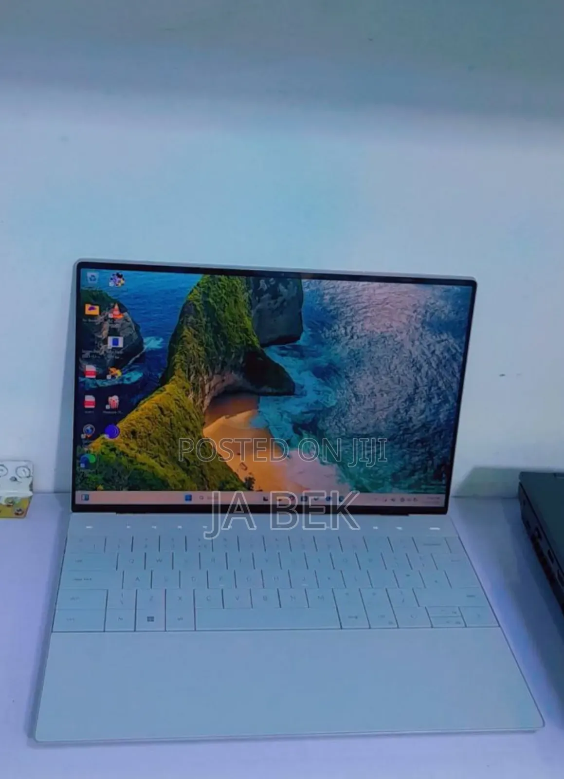 New Laptop Dell XPS 13 16GB Intel Core I7 SSD 512GB