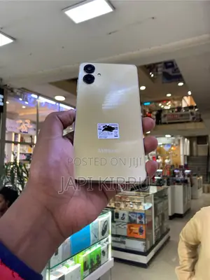 Photo - New Samsung Galaxy A06 64 GB