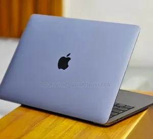 New Laptop Apple MacBook Pro 2019 16GB Intel Core I5 SSD 256GB