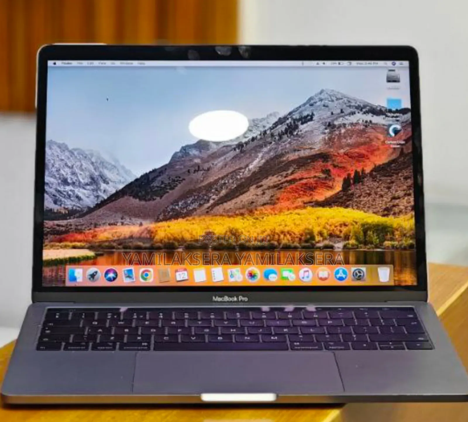 New Laptop Apple MacBook Pro 2019 16GB Intel Core I5 SSD 256GB