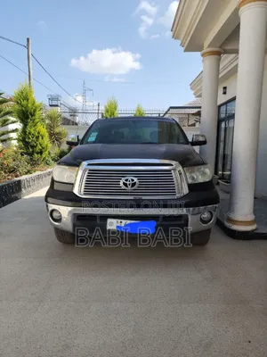 Photo - Toyota Tundra 2010 Blue
