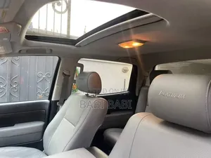 Toyota Tundra 2010 Blue