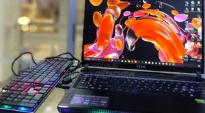 Photo - New Laptop MSI Raider GE68HX 13vi-202us 32GB Intel Core I9 SSD 1T