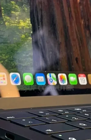 New Laptop Apple MacBook Air 2022 M2 24GB Apple M2 SSD 1T