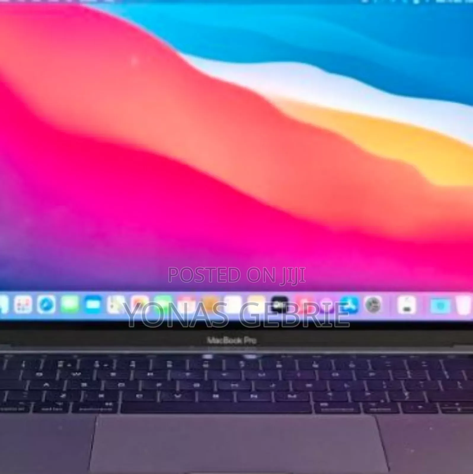 New Laptop Apple MacBook Pro 2018 16GB Intel Core i5 SSD 256GB